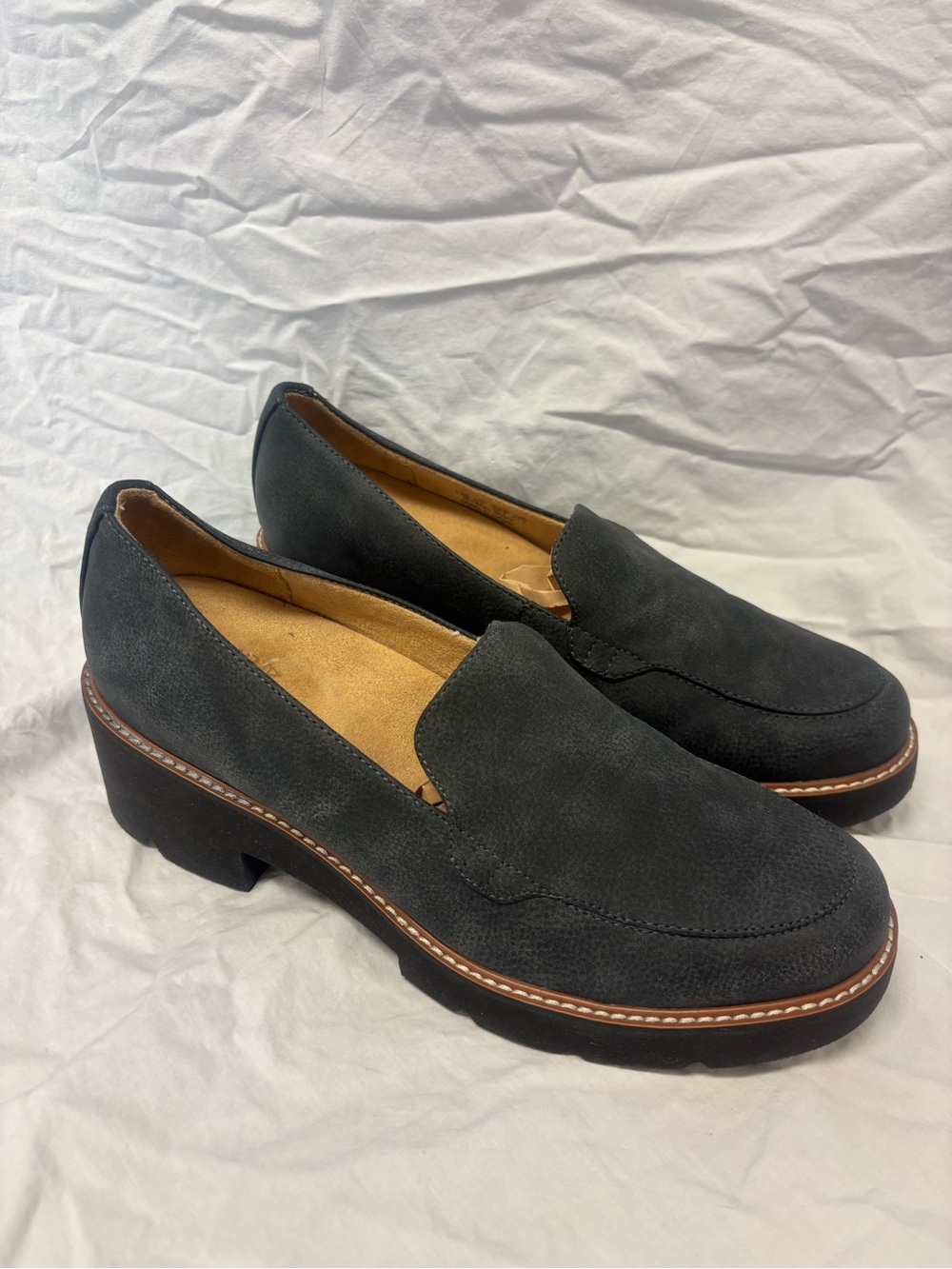 Naturalizer Black Suede Low Block Heel Loafers | Size 8.5